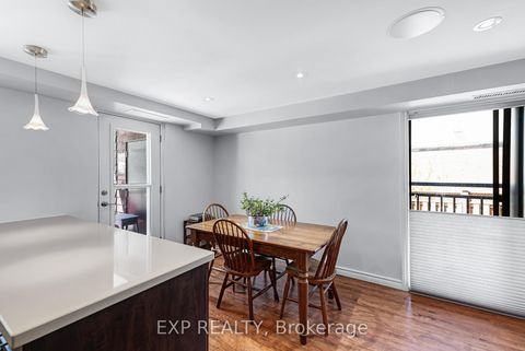 Photo 17 at 104 - 15390 Yonge Street, Aurora Heights, Aurora