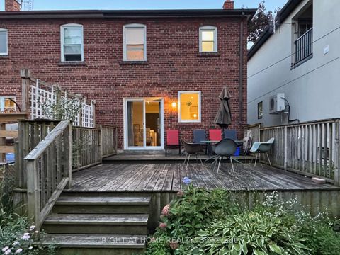 Photo 2 at 452 Soudan Avenue E, Mount Pleasant East, Toronto