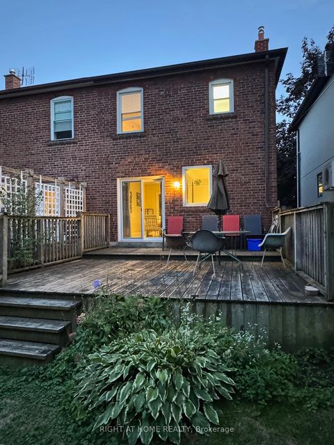 Photo 3 at 452 Soudan Avenue E, Mount Pleasant East, Toronto