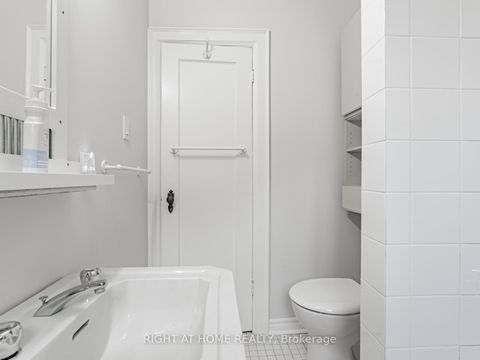 Photo 32 at 452 Soudan Avenue E, Mount Pleasant East, Toronto