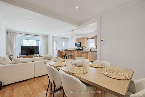 Photo 6 at 479 Ridelle Avenue, Belgravia, Toronto