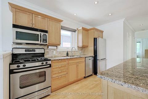 Photo 8 at 479 Ridelle Avenue, Belgravia, Toronto