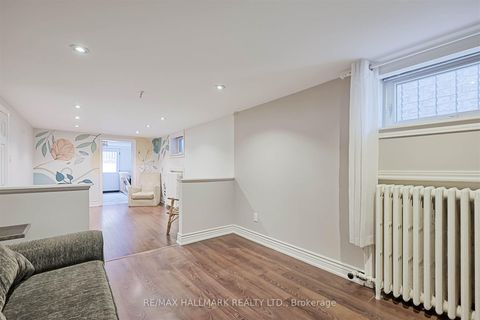 Photo 18 at 479 Ridelle Avenue, Belgravia, Toronto