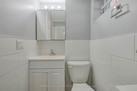 Photo 22 at 479 Ridelle Avenue, Belgravia, Toronto
