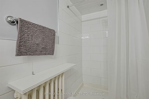 Photo 23 at 479 Ridelle Avenue, Belgravia, Toronto