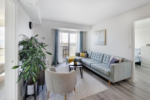 Photo 10 at 706 - 1346 Danforth Road, Eglinton East, Toronto