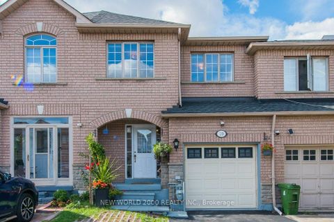Photo 2 at 2D View Green Crescent E, Clairville, Toronto