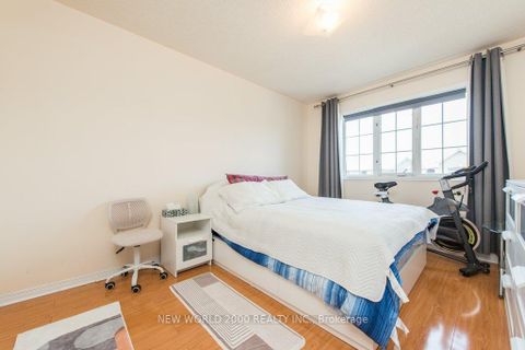 Photo 25 at 2D View Green Crescent E, Clairville, Toronto