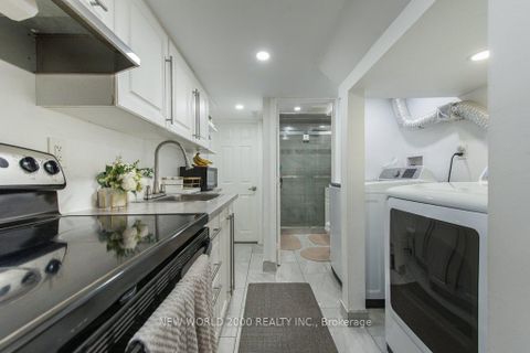 Photo 40 at 2D View Green Crescent E, Clairville, Toronto
