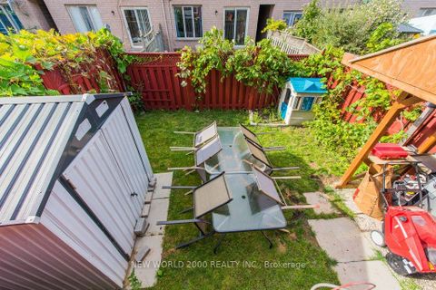 Photo 44 at 2D View Green Crescent E, Clairville, Toronto