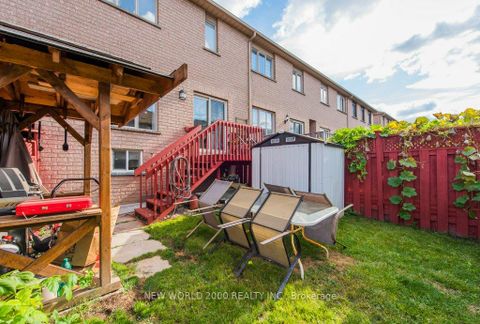 Photo 46 at 2D View Green Crescent E, Clairville, Toronto