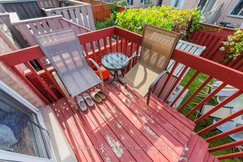 Photo 48 at 2D View Green Crescent E, Clairville, Toronto