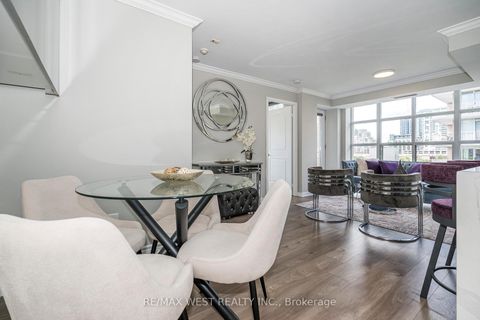 Photo 14 at 705 - 15 Stafford Street, Niagara, Toronto