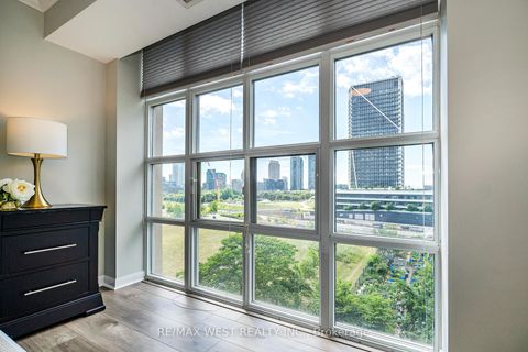 Photo 25 at 705 - 15 Stafford Street, Niagara, Toronto