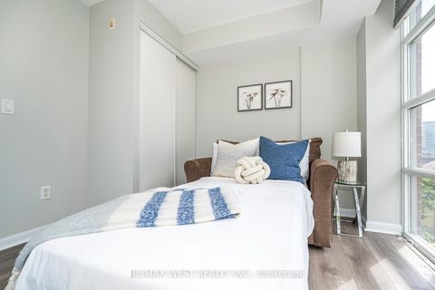 Photo 27 at 705 - 15 Stafford Street, Niagara, Toronto