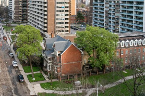 Photo 2 at 17 Isabella Street, Yonge Corridor, Toronto