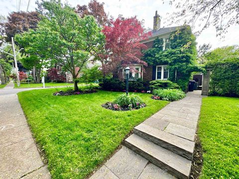 Photo 2 at 80 Jackson Avenue, Kingsway South, Toronto