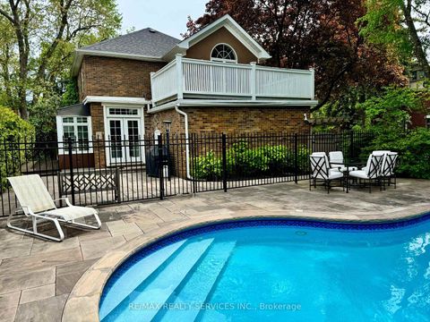 Photo 28 at 80 Jackson Avenue, Kingsway South, Toronto