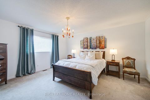 Photo 18 at 19 Purdy Crescent, Pelmo Park W4, Toronto