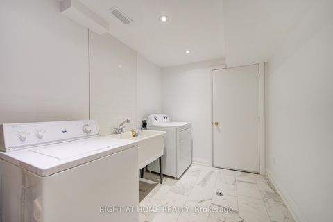 Photo 33 at 19 Purdy Crescent, Pelmo Park W4, Toronto