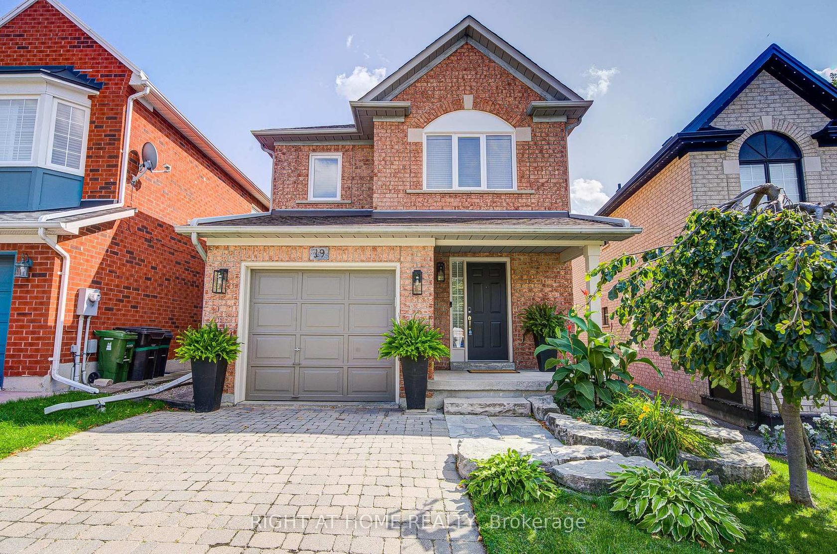 19 Purdy Crescent, Pelmo Park W4, Toronto 