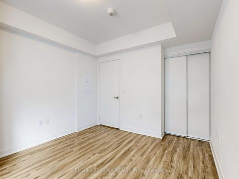 Photo 8 at 3507 - 99 Broadway Avenue, Mount Pleasant West, Toronto