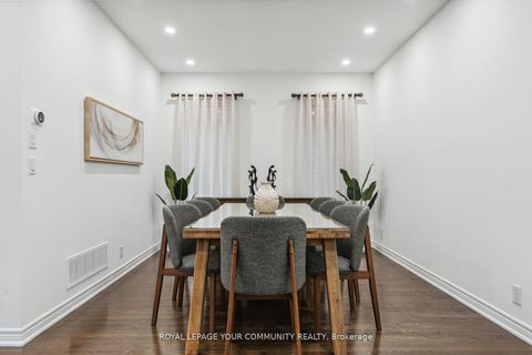 Photo 11 at 26 Ivy Jay Crescent, Bayview Northeast, Aurora
