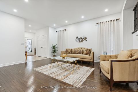 Photo 14 at 26 Ivy Jay Crescent, Bayview Northeast, Aurora