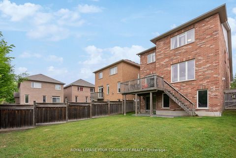Photo 43 at 26 Ivy Jay Crescent, Bayview Northeast, Aurora