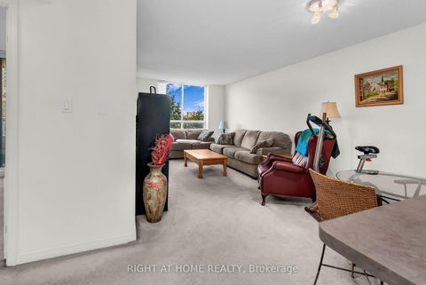 Photo 5 at 601 - 29 Northern Hts Drive, Langstaff, Richmond Hill
