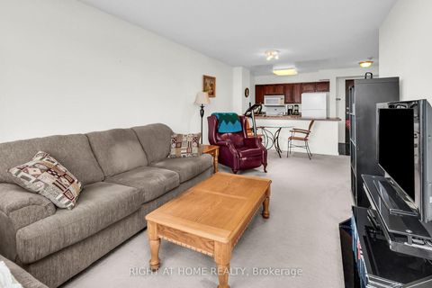 Photo 7 at 601 - 29 Northern Hts Drive, Langstaff, Richmond Hill