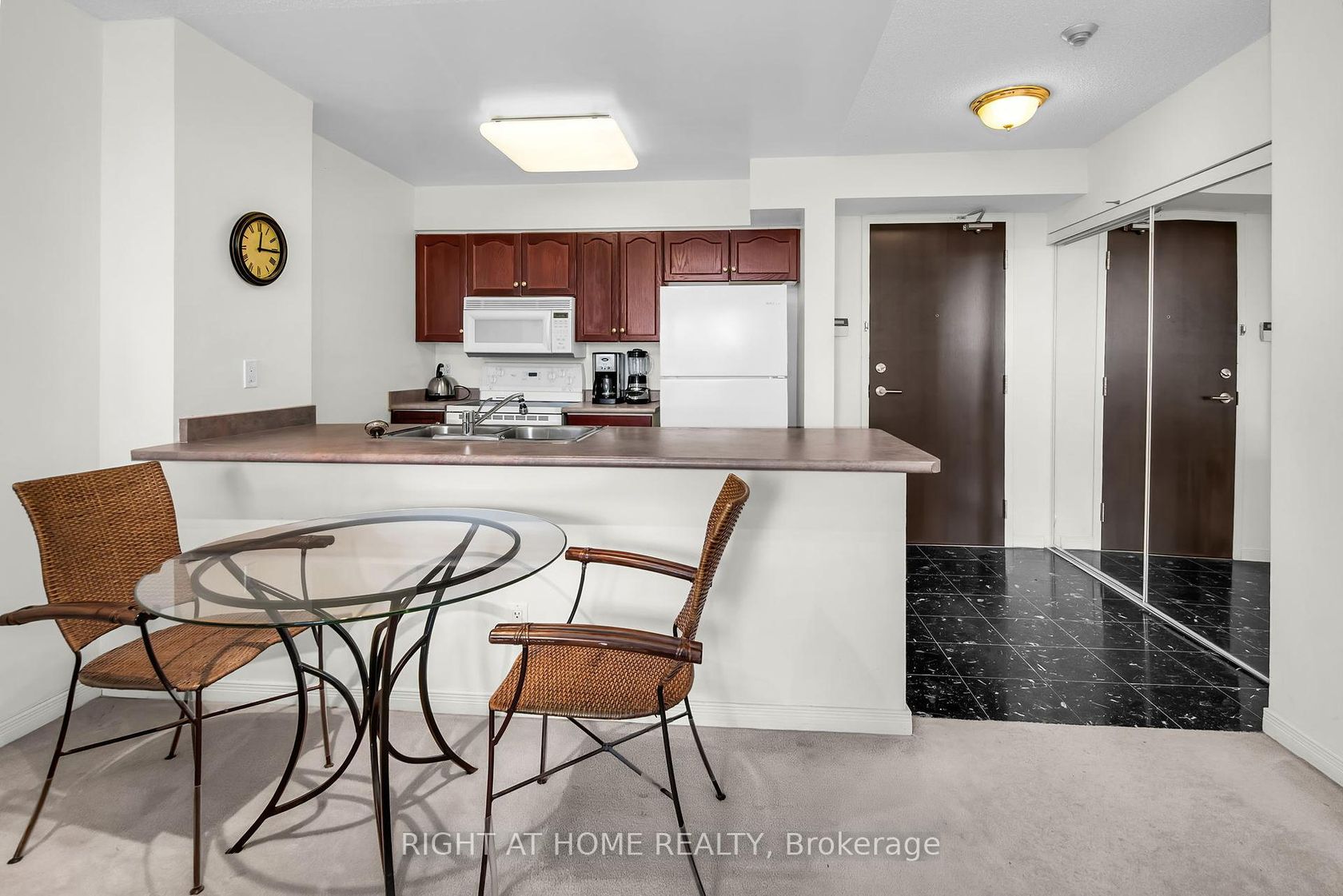 601 - 29 Northern Hts Drive, Langstaff, Richmond Hill 