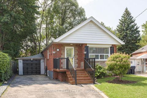Photo 0 at 1 Fairbourne Crescent, Birchmount, Toronto