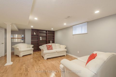 Photo 21 at 1 Fairbourne Crescent, Birchmount, Toronto Photo 21 at 1 Fairbourne Crescent, Birchmount, Toronto