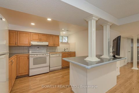 Photo 23 at 1 Fairbourne Crescent, Birchmount, Toronto