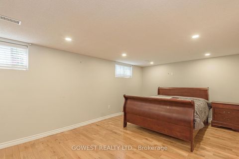 Photo 25 at 1 Fairbourne Crescent, Birchmount, Toronto