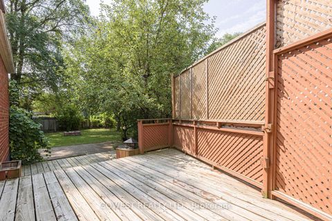 Photo 33 at 1 Fairbourne Crescent, Birchmount, Toronto
