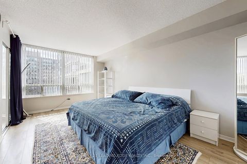 Photo 16 at 413 - 309 Major Mackenzie Drive E, Harding, Richmond Hill