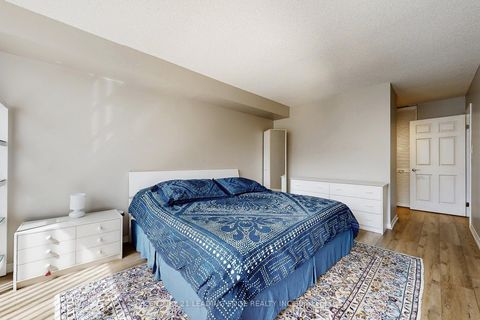 Photo 17 at 413 - 309 Major Mackenzie Drive E, Harding, Richmond Hill