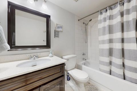 Photo 22 at 413 - 309 Major Mackenzie Drive E, Harding, Richmond Hill