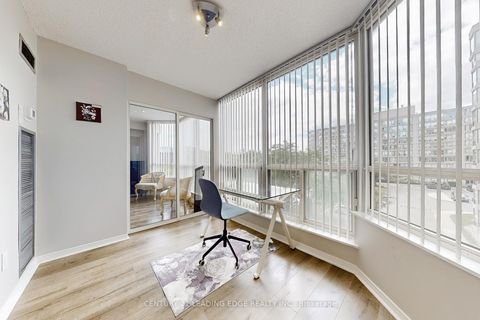 Photo 24 at 413 - 309 Major Mackenzie Drive E, Harding, Richmond Hill