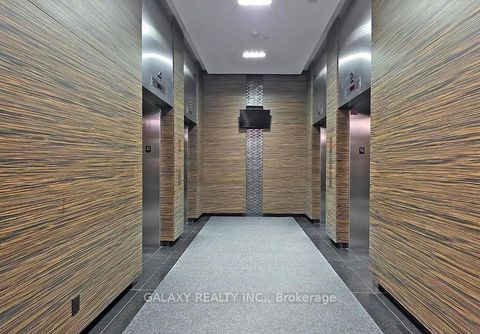 Photo 4 at PH205 - 770 Bay Street, Bay Street Corridor, Toronto