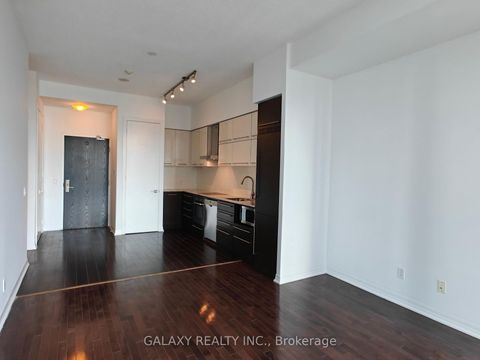 Photo 9 at PH205 - 770 Bay Street, Bay Street Corridor, Toronto