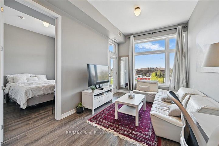 Photo 6 at 420 - 457 Plains Road E, LaSalle, Burlington