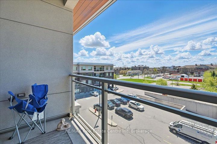 Photo 9 at 420 - 457 Plains Road E, LaSalle, Burlington