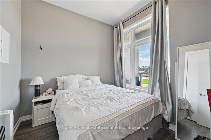 Photo 13 at 420 - 457 Plains Road E, LaSalle, Burlington