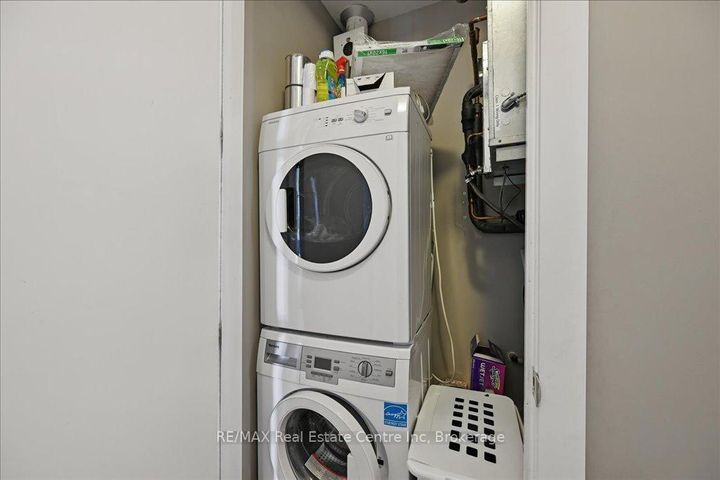 Photo 15 at 420 - 457 Plains Road E, LaSalle, Burlington