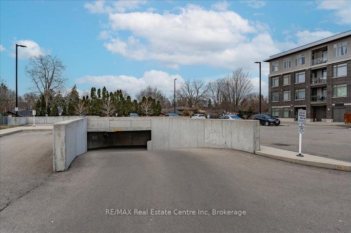 Photo 25 at 420 - 457 Plains Road E, LaSalle, Burlington
