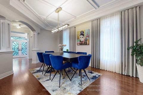 Photo 4 at 28 Rock Elm Court, Patterson, Vaughan