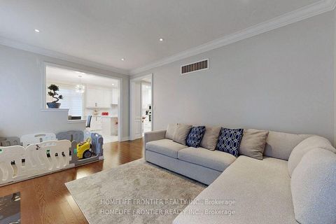 Photo 9 at 28 Rock Elm Court, Patterson, Vaughan